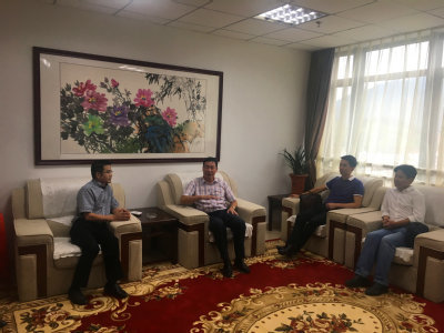 泉州市教育局陈进兴一行到安溪茶学院调研